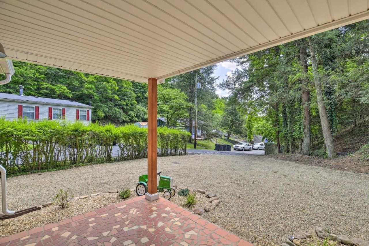 Updated Bristol Retreat About 2 Miles To Downtown! Exterior photo
